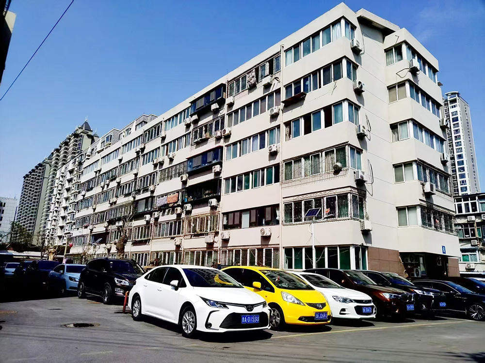 整合分散资源、厘清各方权责、畅通诉求渠道：济南探索社区“居业物”三方共治