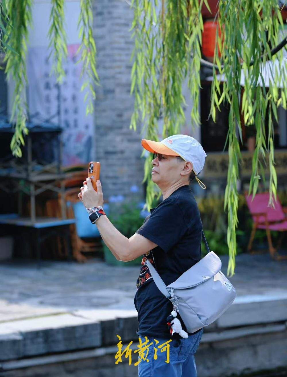 一年四季 泉在济南丨打卡济南曲水亭街 游客用镜头定格泉城初秋好风光