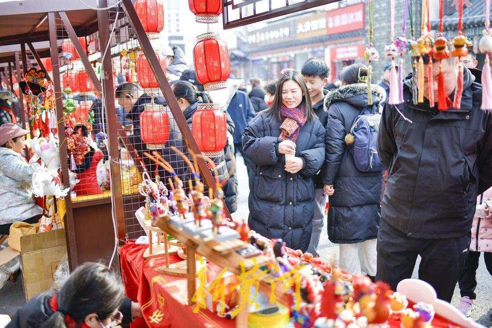 “泉”在济南过大年 