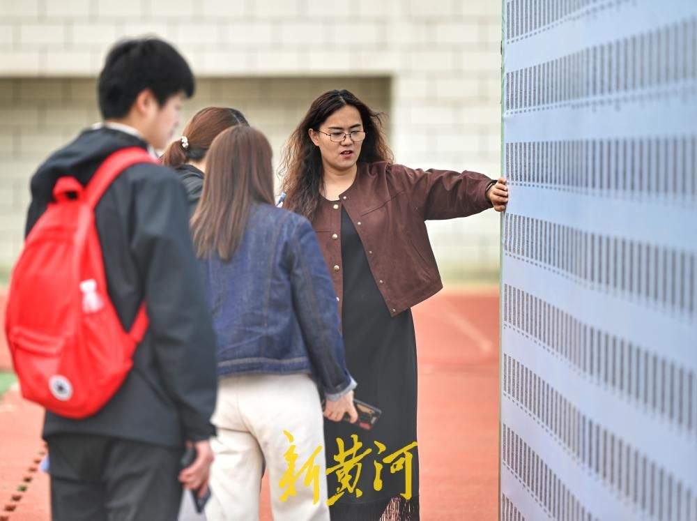 提供2.2万个岗位，建设行业人才招聘会在山东建筑大学举行