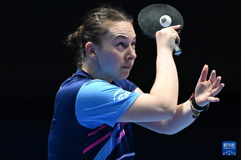 世乒赛：中国女队晋级16强