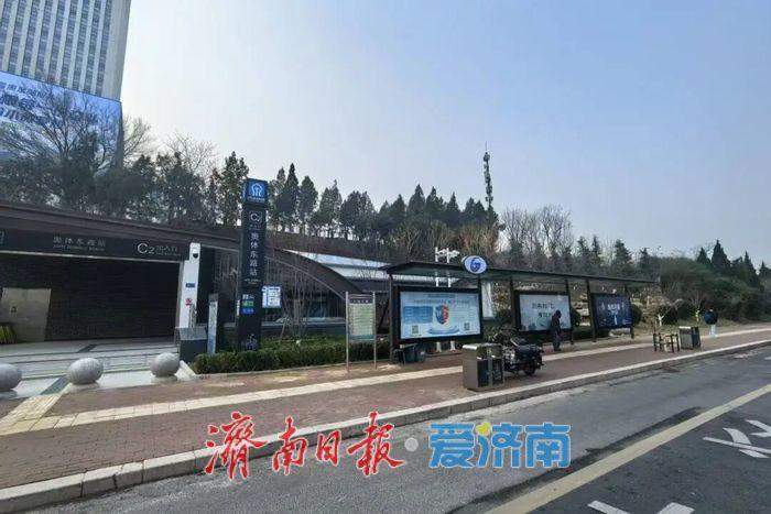 站点焕新升级助力“双网融合” 全市地铁出入口50米范围内公交站点设置率已达90%