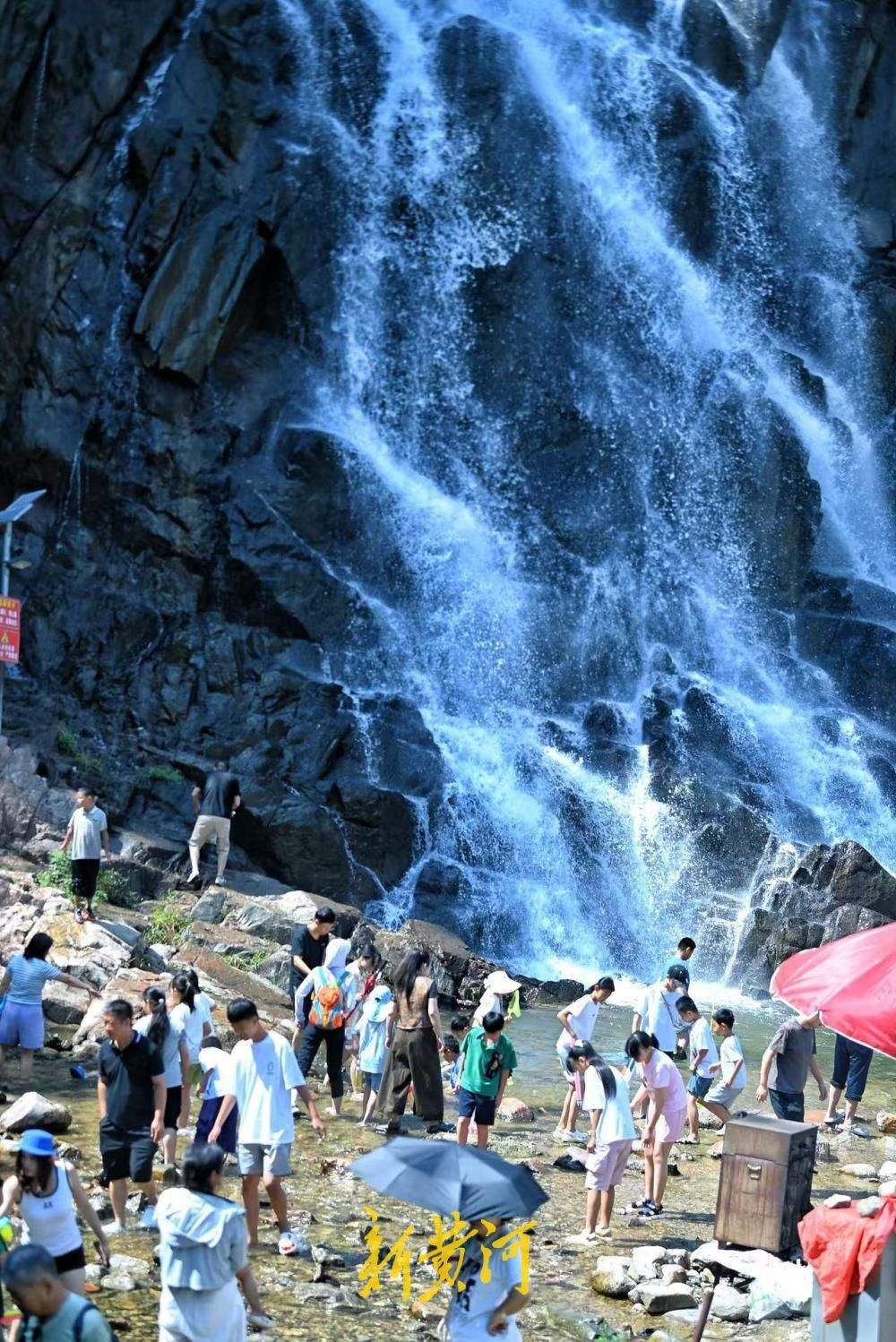 一年四季 泉在济南｜秋瀑潺潺送清凉，初秋黄巢瀑布风光在线