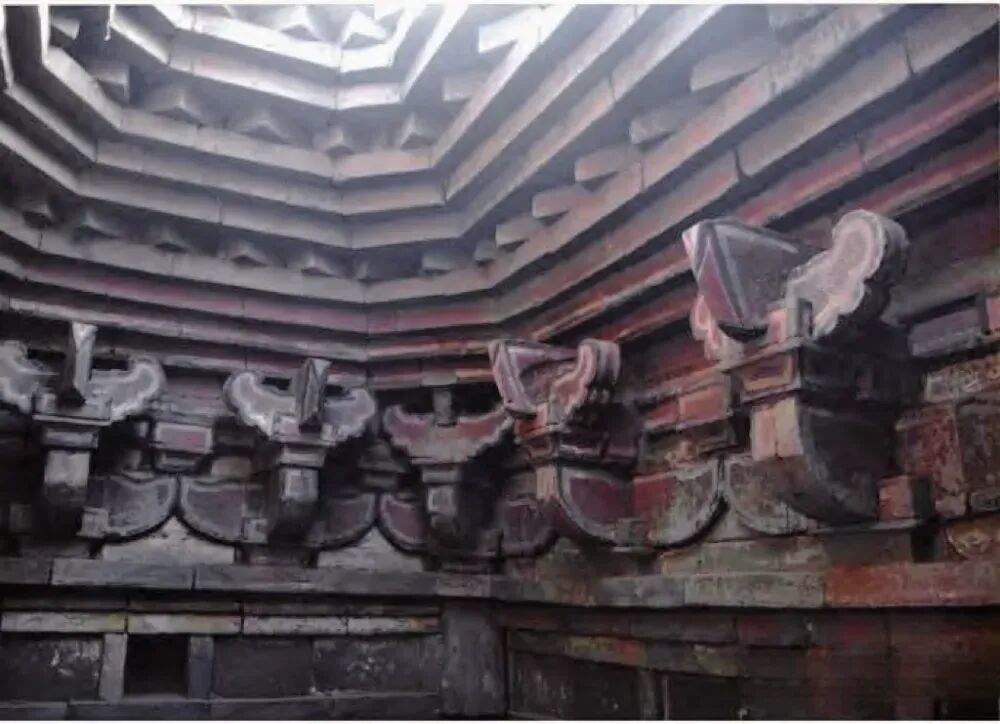 门开一半，笑意浅浅！宋金平民墓里的神秘“守门人”