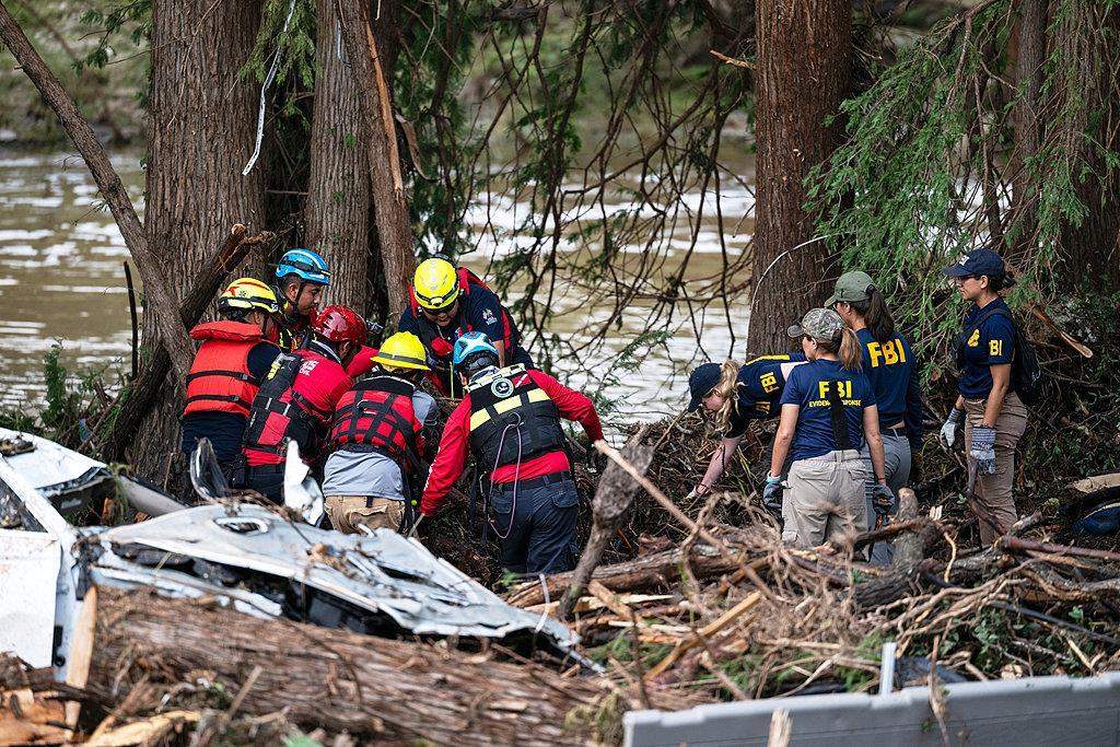美国得州洪灾已造成至少111人死亡172人失踪