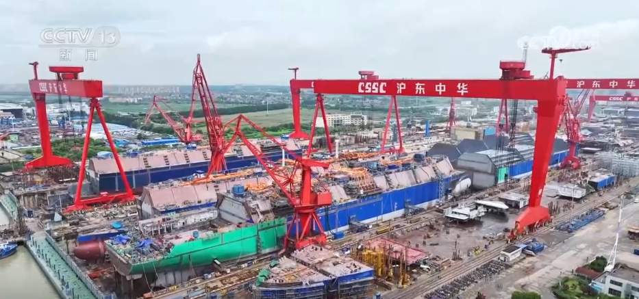 海上“超级带货王”交付 中国造船业接连刷新纪录