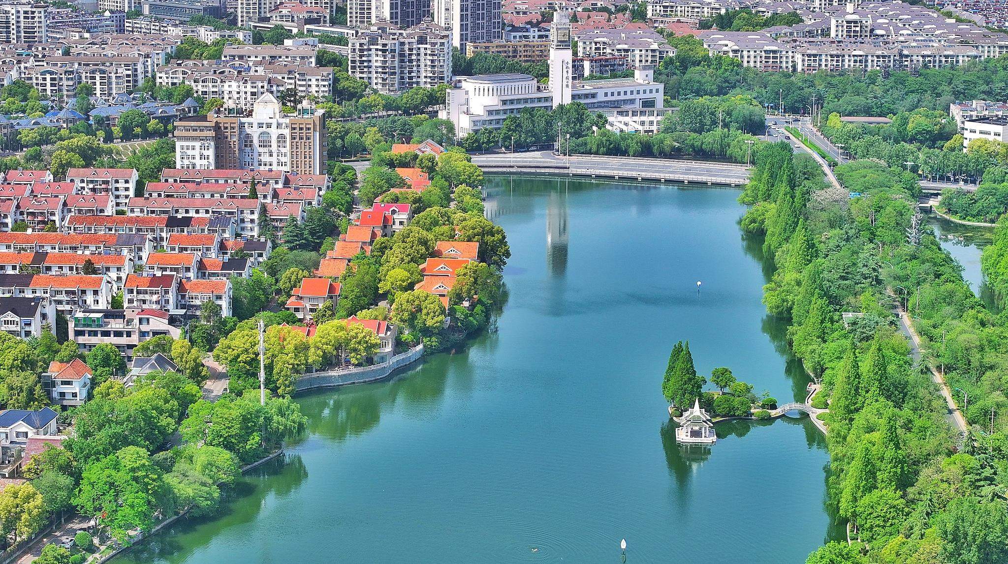 时政微观察丨建设人民城市，致广大而尽精微