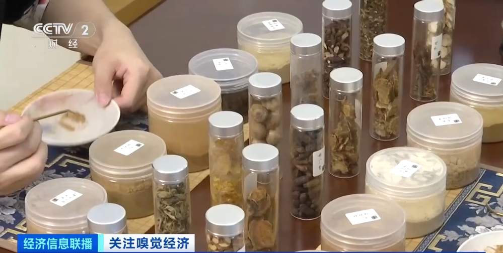 火遍全网!中式血脉觉醒!这一百亿大市场,真“香”