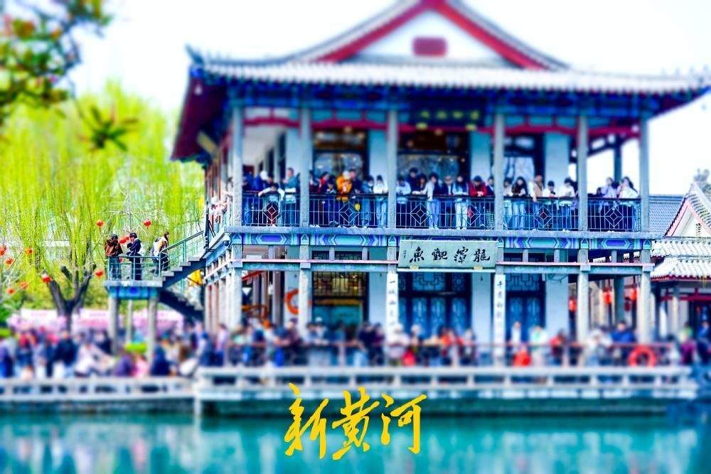 3月下旬首个周末，泉城迎来赏花高峰