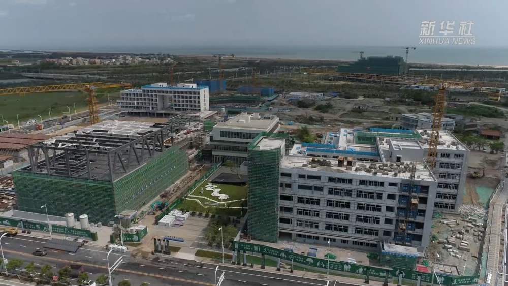 五一假期“不打烊”—— 海南自贸港建设赶工一线见闻