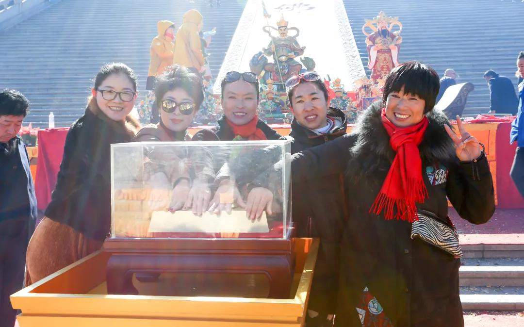 “独占鳌头”山东首演丨南山旅游景区春节狂欢最全攻略！