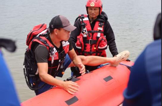 融媒·画像丨驭艇驾舟，搏浪前行——“水上蛟龙”集训营