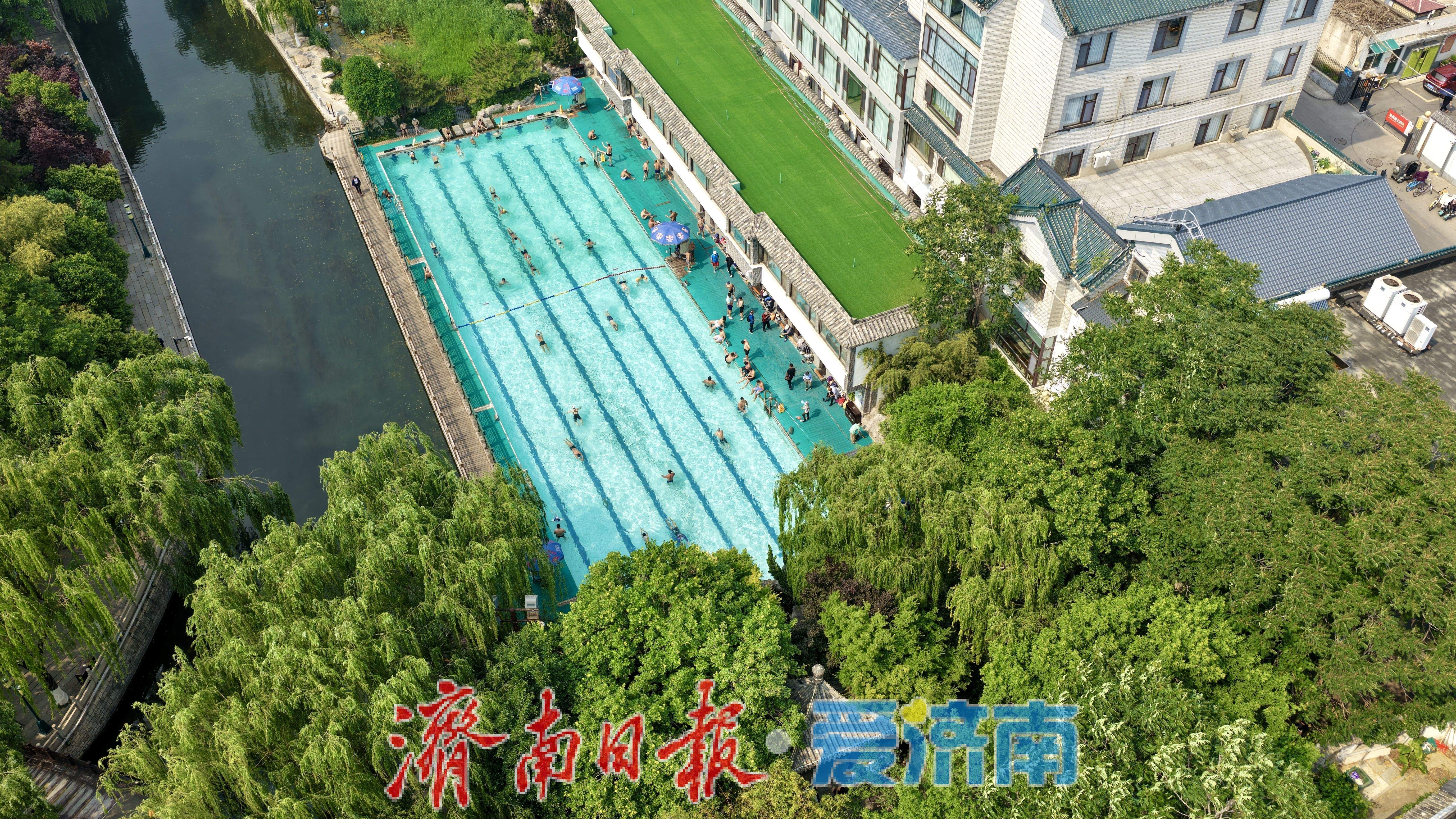 济南泉水浴场成初夏“避暑天堂” 市民游客畅享天然清凉