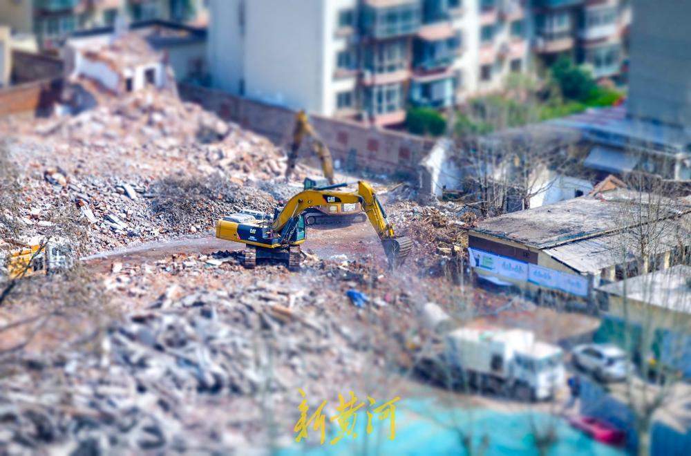 项目强省会|济南东郊饭店片区改造拆除进尾声 最后一座老楼退出历史舞台