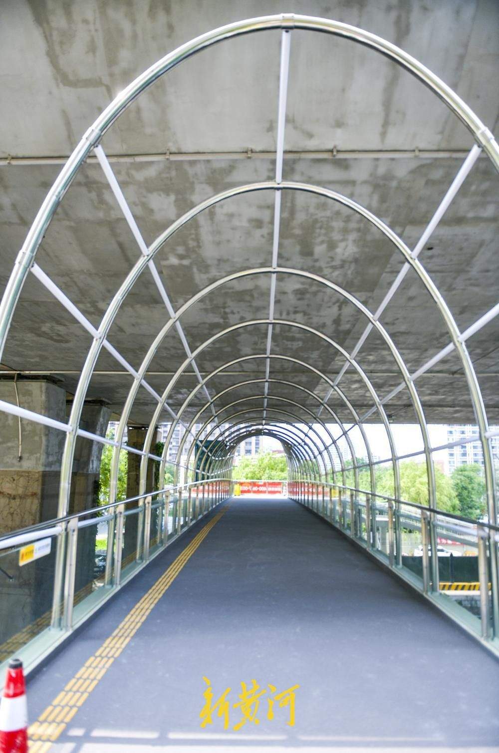 项目强省会｜济南全福立交桥西侧人行天桥今晚启用