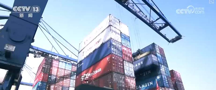 “爆款”“上头”！多维度观察 外贸凭借“硬核支撑”铺开全球贸易“网络”