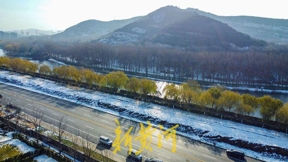 济南腊山分洪道旁建新路，连通齐州路与腊山河西路