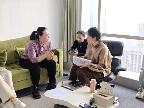 果壳心理：优等生突然休学，根源可能和成绩无关