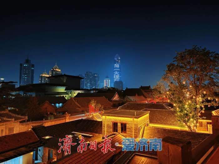 济南拍照别只挤趵突泉，旁边这条500米老街出片率太高了