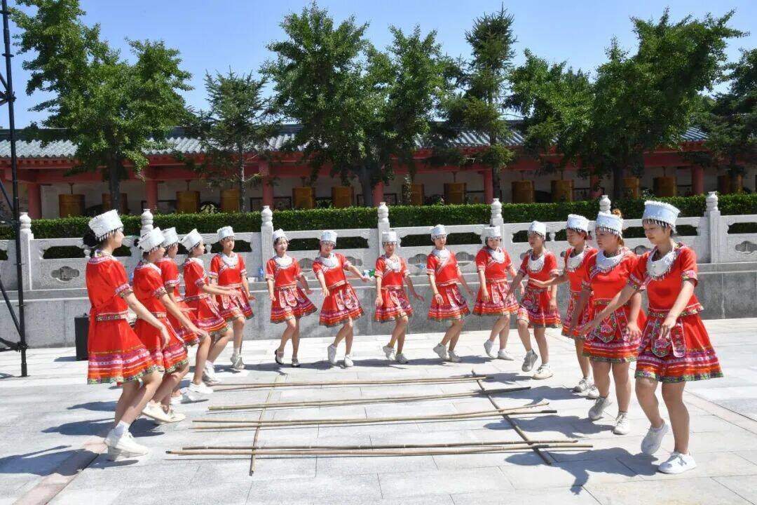 龙口南山旅游景区：双节同庆，乐游南山！