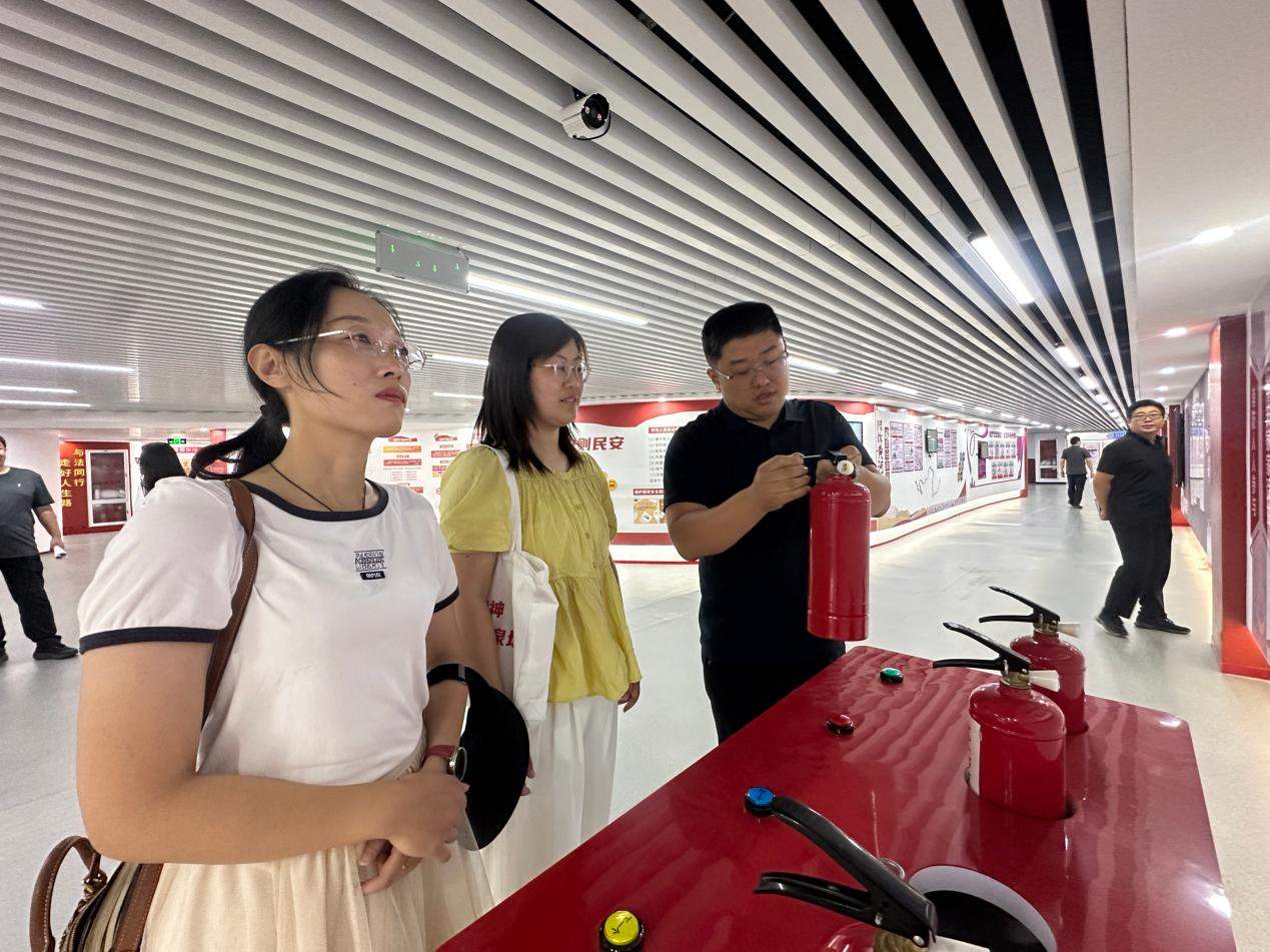 融媒·见证丨普法教育怎样真正落到群众心坎上？阵地建到烟火里