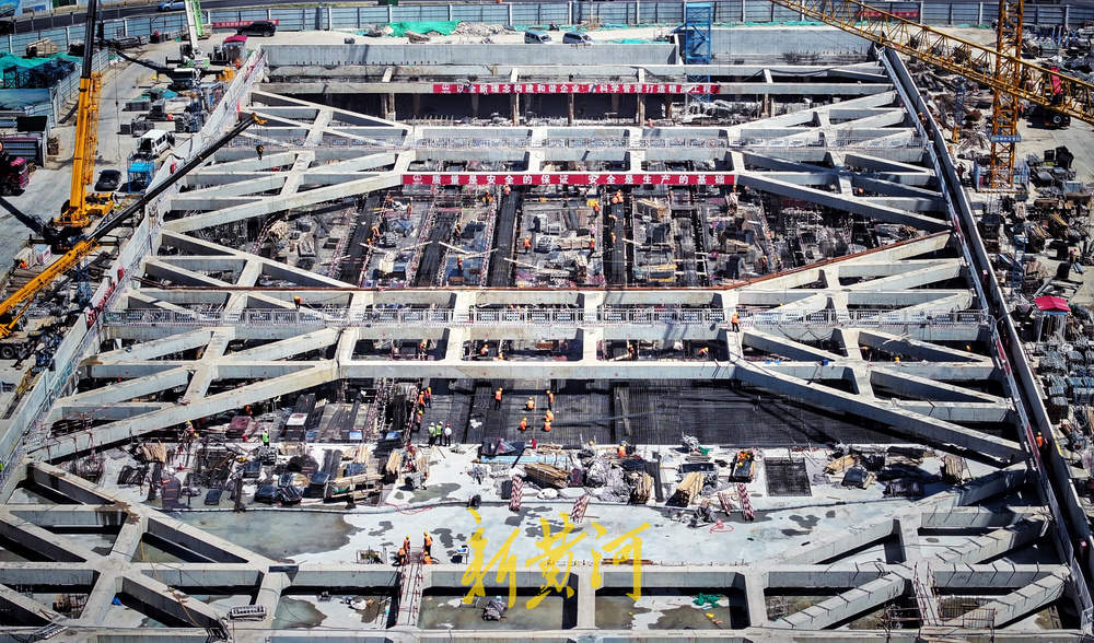 济南机场二期改扩建工程地铁3号线代建段完成主体结构施工