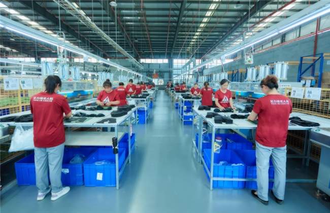 足力健老人鞋荣获中国质量检验协会两项权威认证