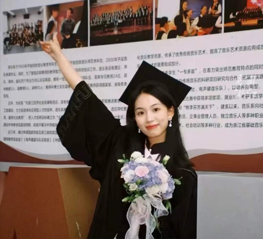 桥上推车的姑娘找到了！小林老师，你真美