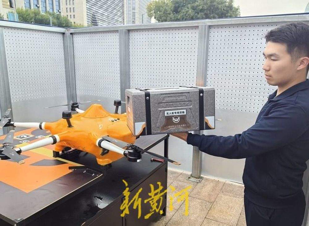 外卖“从天而降”，无人机配送如何精准送到千佛山巅