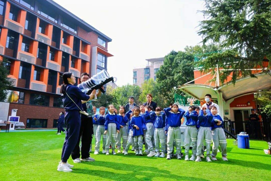 第五届科技节收官！开元校园秒变“科技乐园”