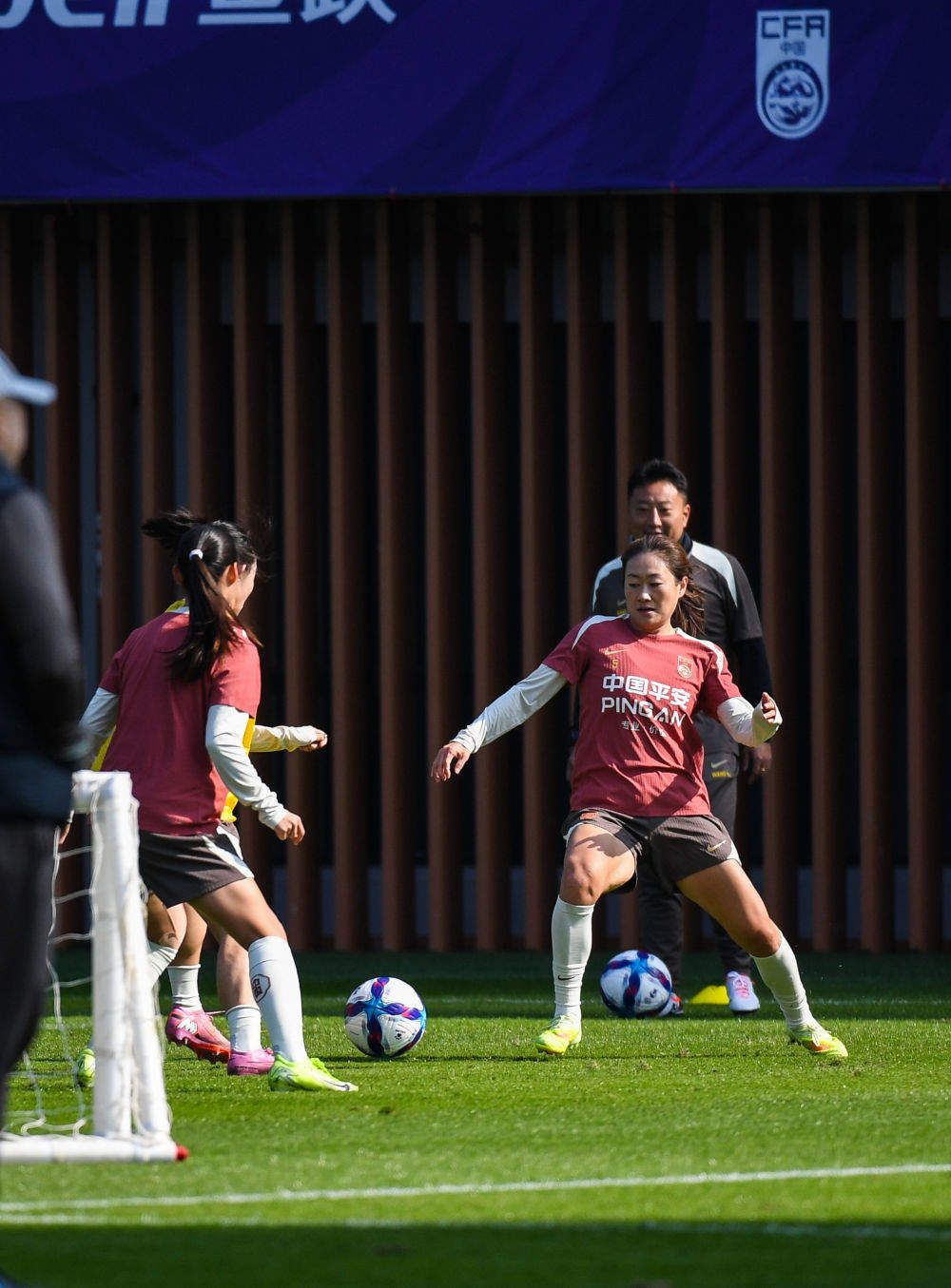 中国女足深圳集训 重塑信心备战亚洲杯