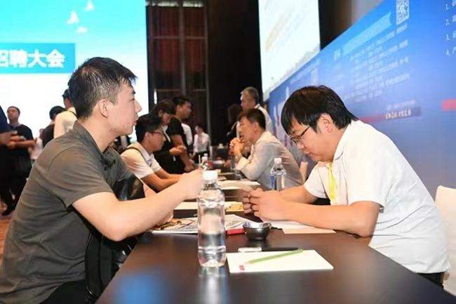 行进中国｜追“光”长春，聚光成炬