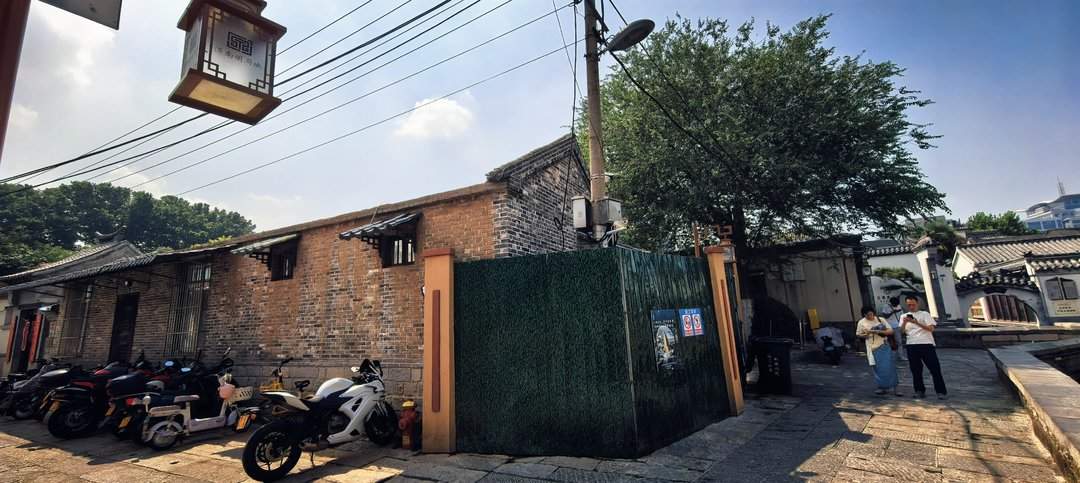 济南起凤桥街又有两处老院落在改造