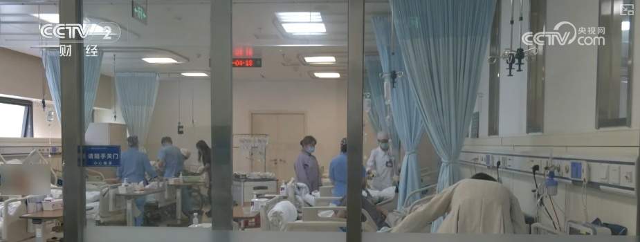 “AI+医疗”规模化应用“加速跑” AI健康管理迎来爆发期形成万亿级市场