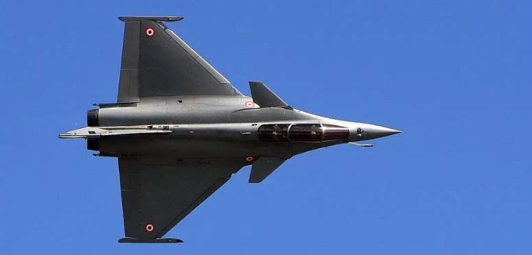 印巴冲突升级 巴防长称已击落5架印度战机