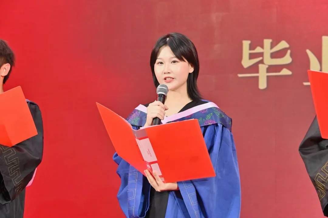 确诊肺癌晚期坚持读研，她的毕业发言打动网友
