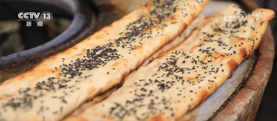 “文旅+烟火气”解锁跨界新场景 古镇“小而美”激活假日“大流量”