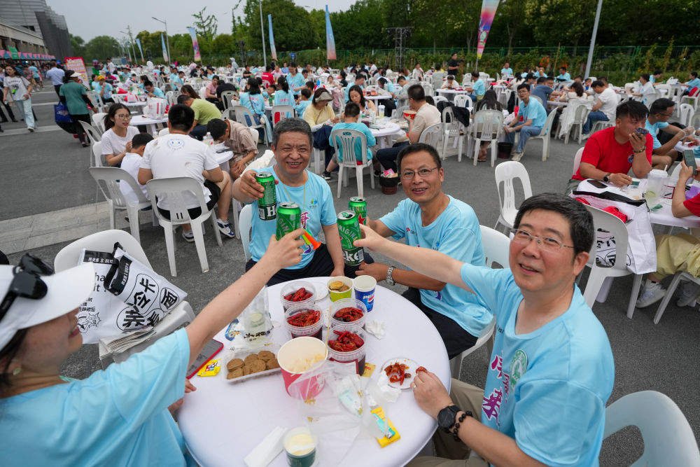 暑期经济观察｜特色赛事释放城乡魅力 文体旅融合激发消费热情