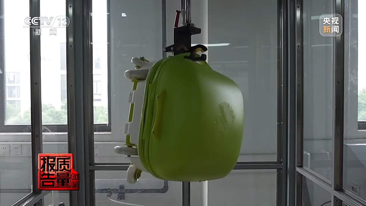 部分中小学生体育用品增塑剂超标，怎么用更安全？