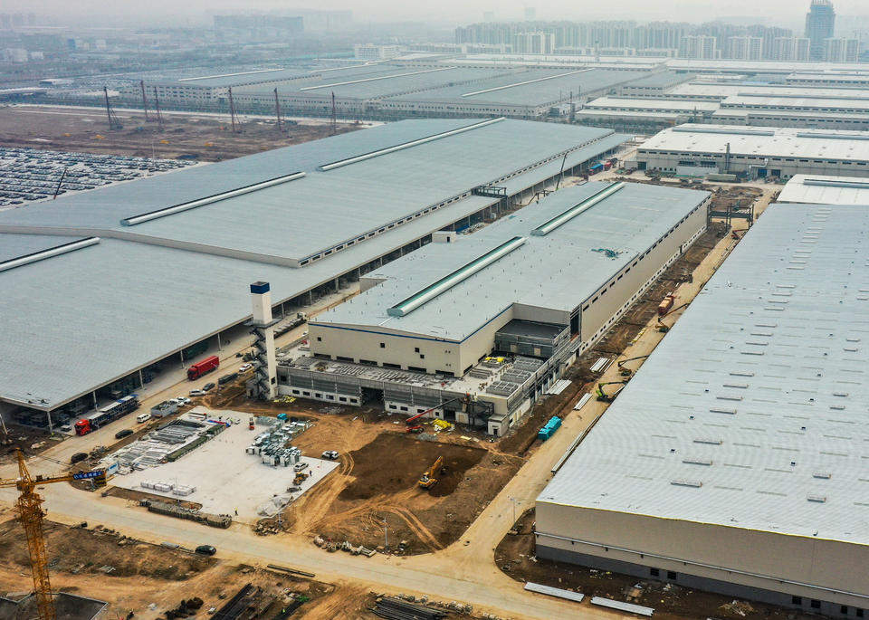 比亚迪济南基地新厂区加快建设，部分新厂房即将启用