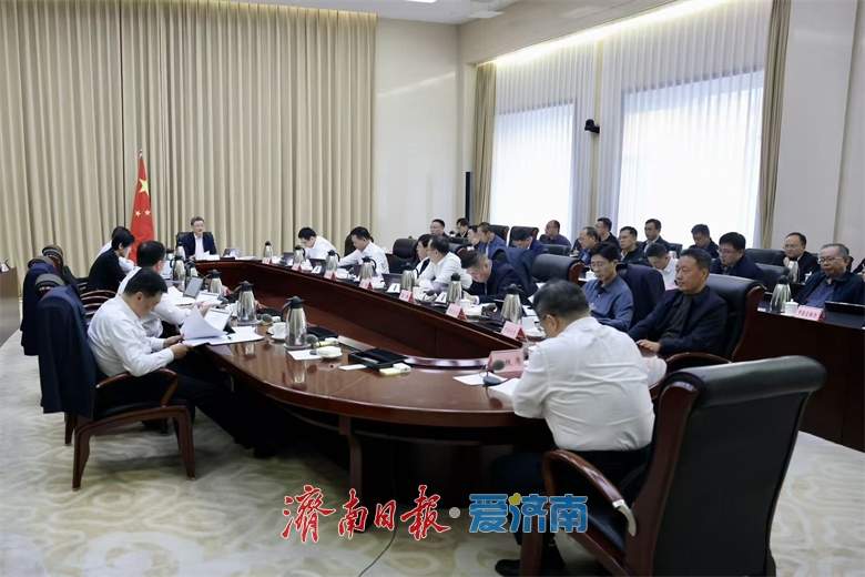 于海田主持召开市政府常务会议 研究优化营商环境创新提升行动等事项