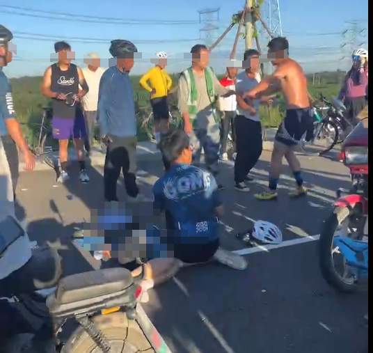 知情人讲述河北一小孩跟团骑行被碾压身亡更多细节