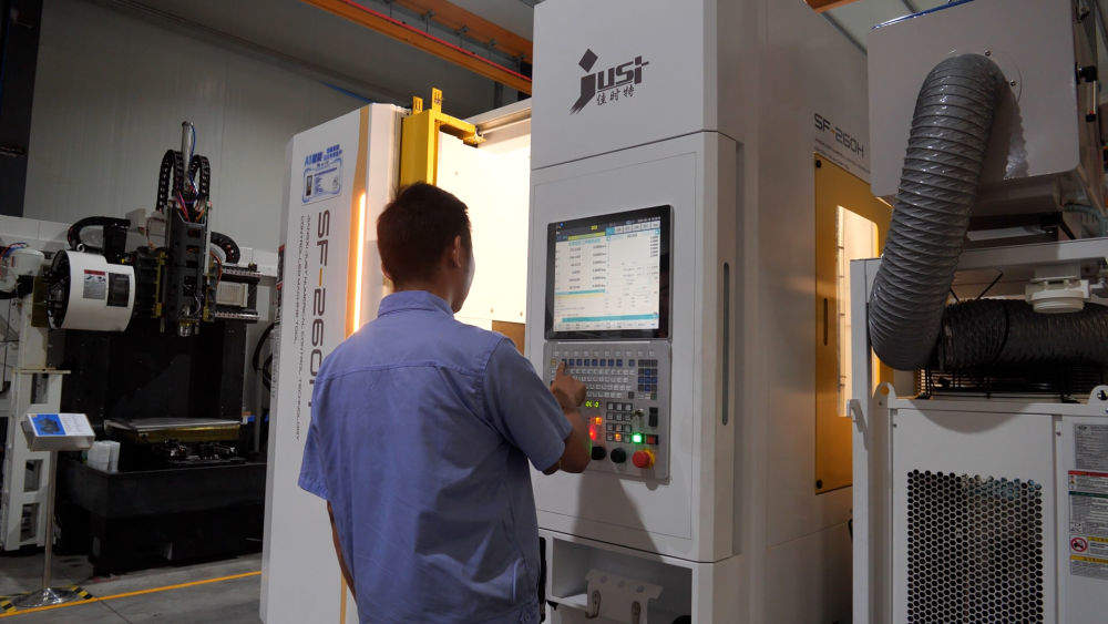 直面关切全力护航 稳企发展有“实招”