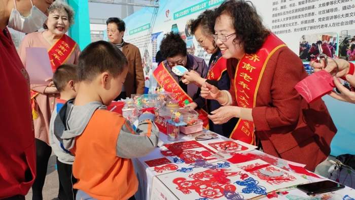 老年人在济南何以学 何以乐？