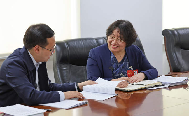 听民意 汇民智丨让“民意直通车”更加便捷高效——2025年旁听全国两会工作扫描