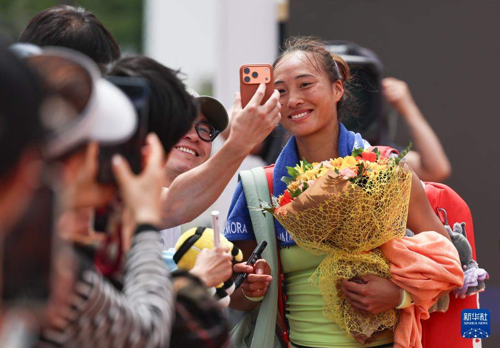 WTA1000罗马站：郑钦文晋级