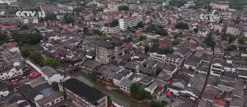 “文旅+烟火气”解锁跨界新场景 古镇“小而美”激活假日“大流量”
