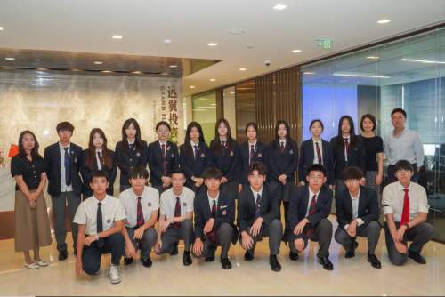 捷报!宏文学校青岛校区问鼎顶级学术论文竞赛,全球前3%斩获佳绩