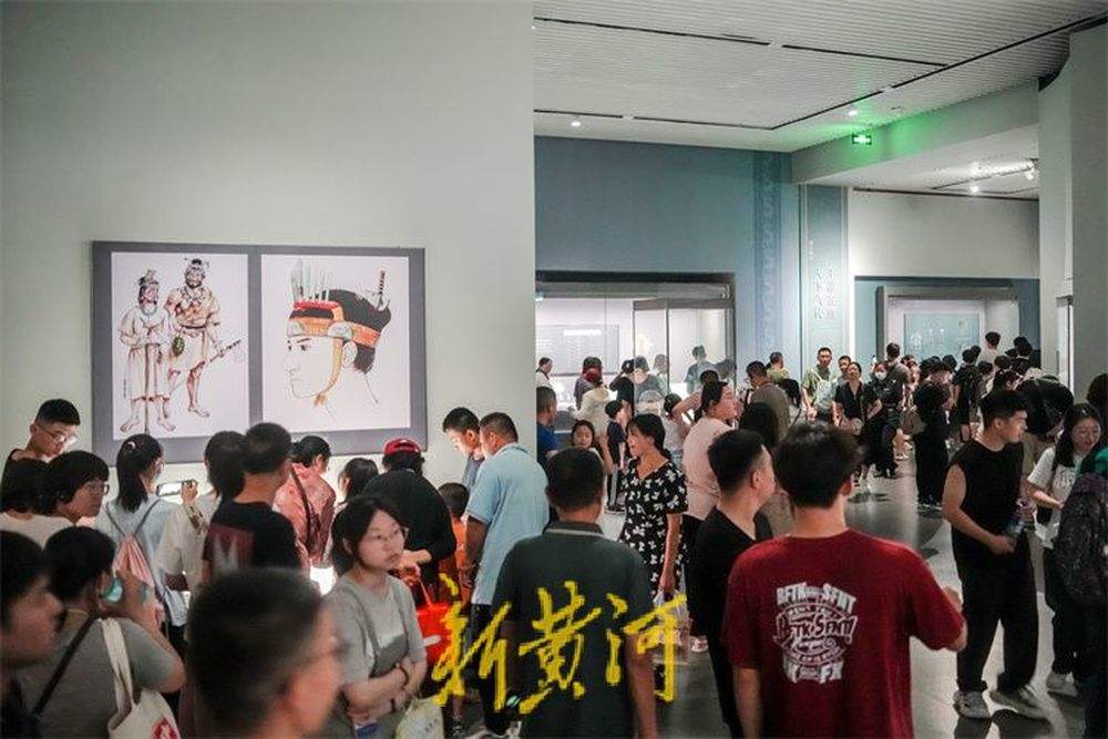 省博迎来暑假打卡热 沉浸式体验传统文化
