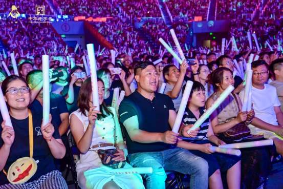 2025兰陵美酒群星盛典演唱会举办圆满成功！